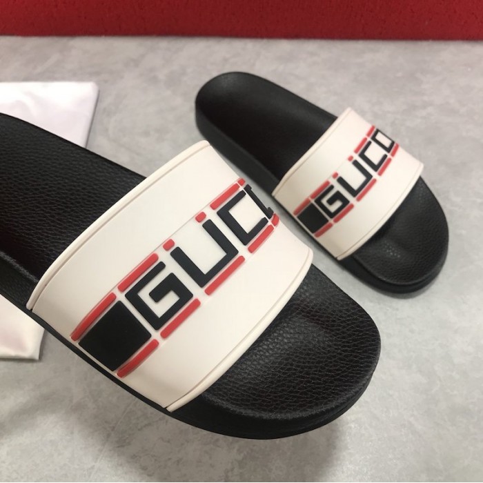 G*u*i stripe rubber slide sandal white