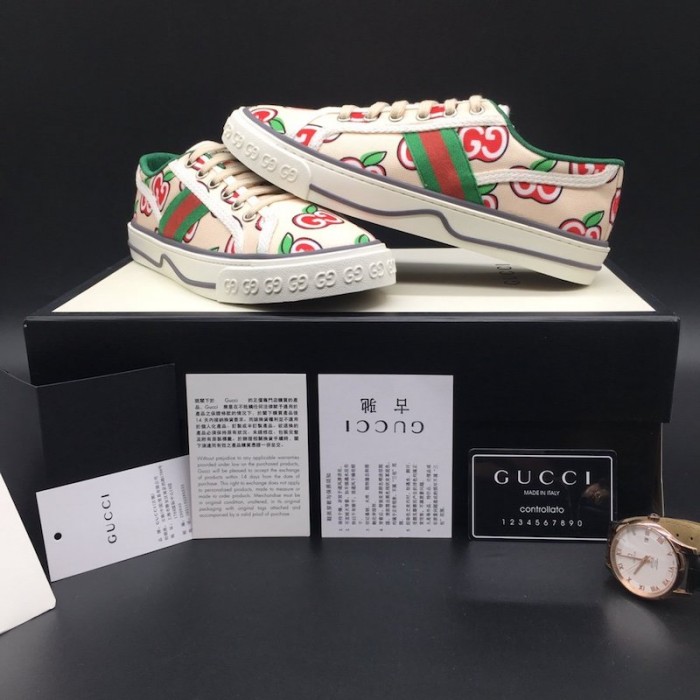 G*u*i tennis 1977 low top sneaker gg apple print