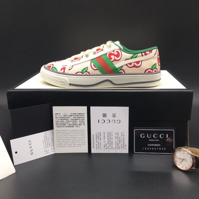 G*u*i tennis 1977 low top sneaker gg apple print