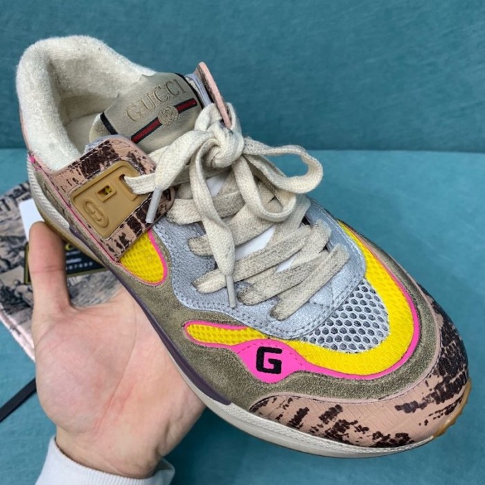 G*u*i rock tejus printed ultrapace sneaker pink