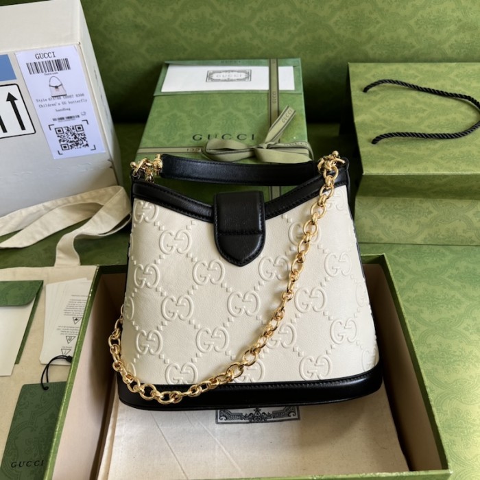 G*u*i small gg shoulder bag ‎675788 white