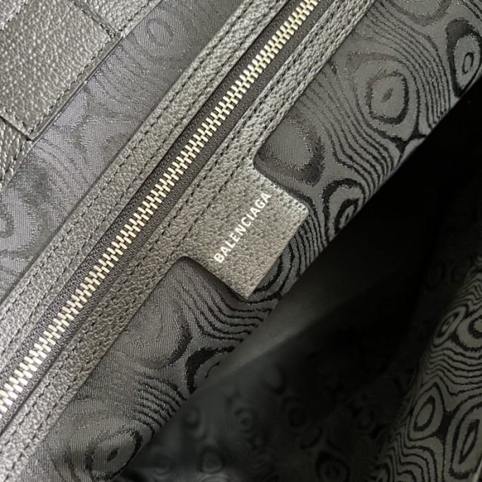 g*u*i x Ba*len*cia*ga the hacker project large tote bag black