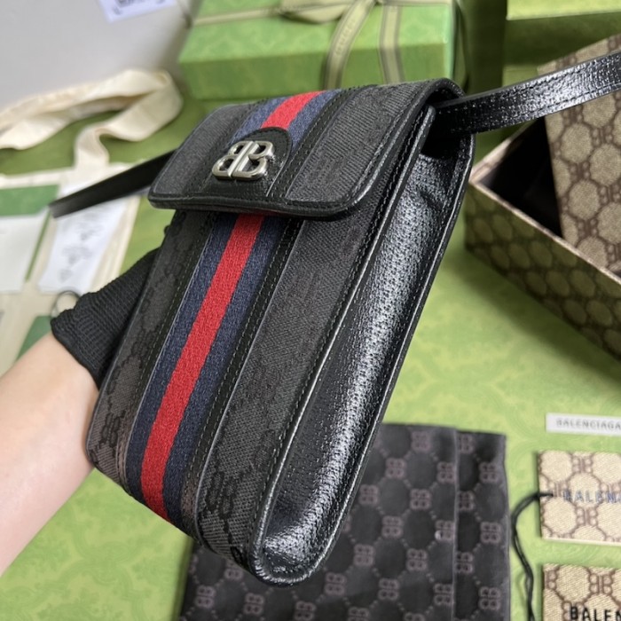 g*u*i x Ba*len*cia*ga the hacker project phone bag black