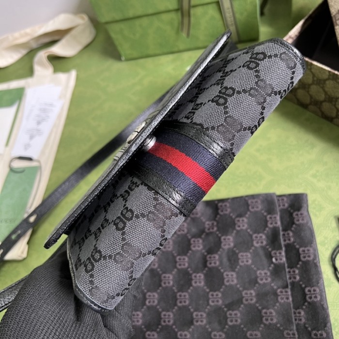 g*u*i x Ba*len*cia*ga the hacker project mini bag black