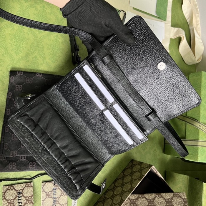 g*u*i x Ba*len*cia*ga the hacker project mini bag black