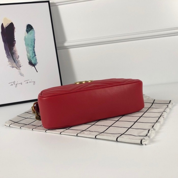 G*u*i gg marmont small matelasse shoulder bag red 447632