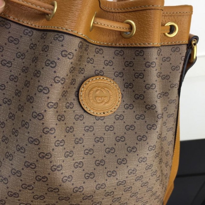 disney x G*u*i small bucket bag 602691