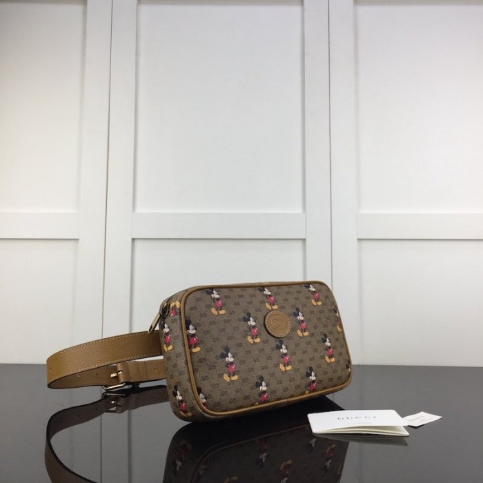 disney x G*u*i belt bag 602695