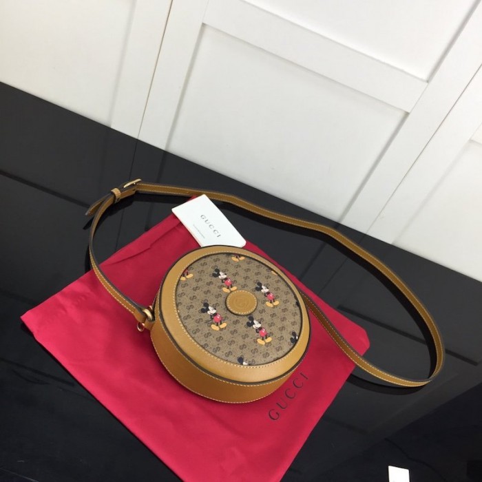 disney x G*u*i round shoulder bag 603938