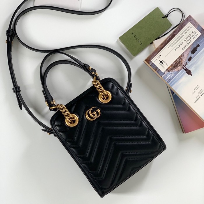 G*u*i gg marmont matelassé mini bag black 696123