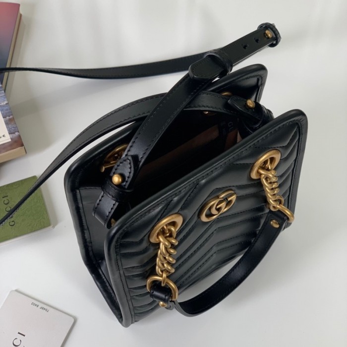 G*u*i gg marmont matelassé mini bag black 696123