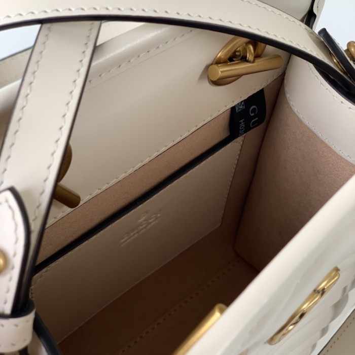 G*u*i gg marmont matelassé mini bag white ‎696123