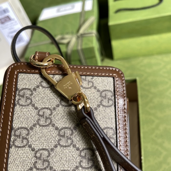 G*u*i mini bag with interlocking g 671674 beige