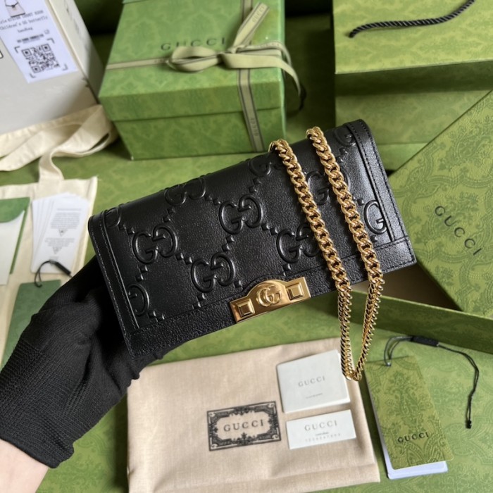 G*u*i gg wallet with chain ‎676155 black