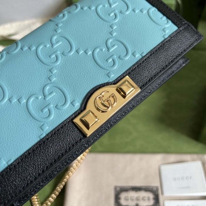 G*u*i gg wallet with chain ‎676155 blue