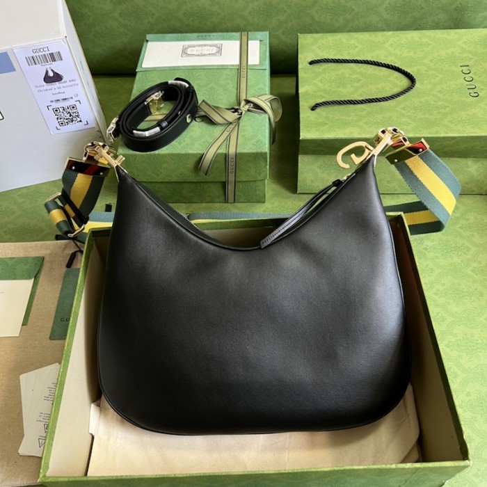 G*u*i attache large shoulder bag black