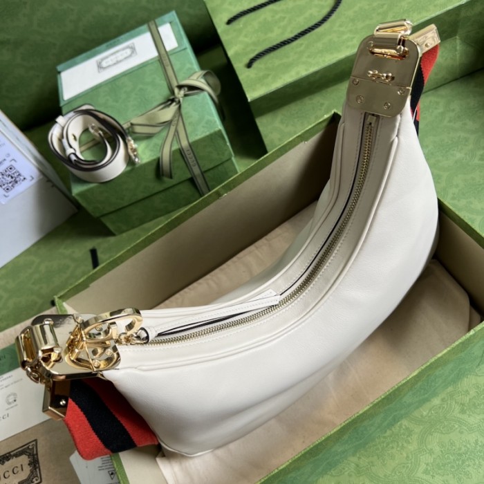 G*u*i attache large shoulder bag white