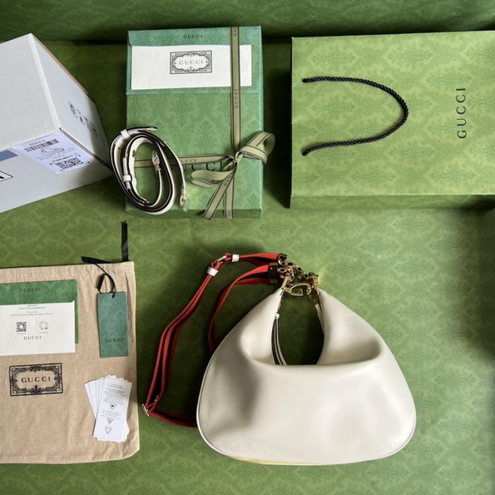 G*u*i attache large shoulder bag white