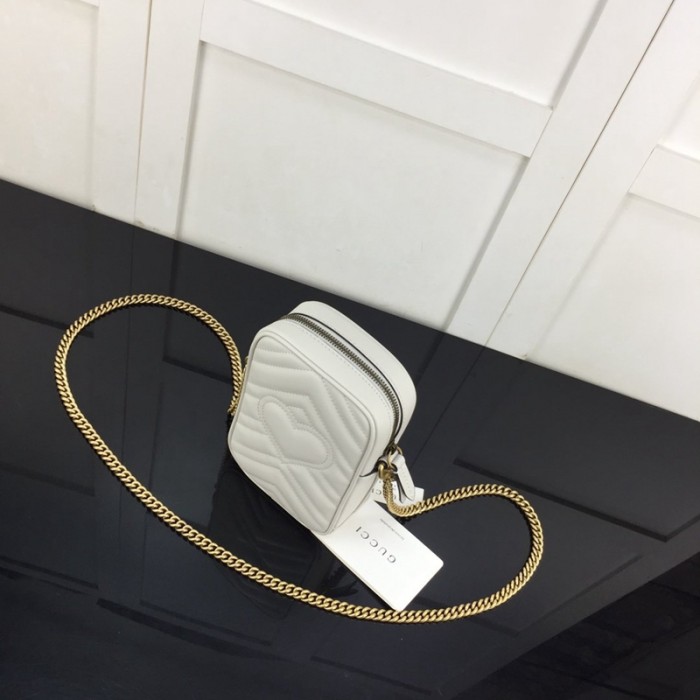 G*u*i gg marmont matelassé mini bag white