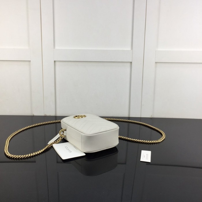 G*u*i gg marmont matelassé mini bag white