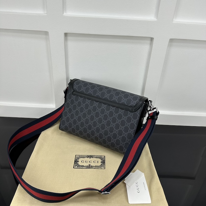 g*u*i gg black Sup*e canvas gg crossbody bag 771167
