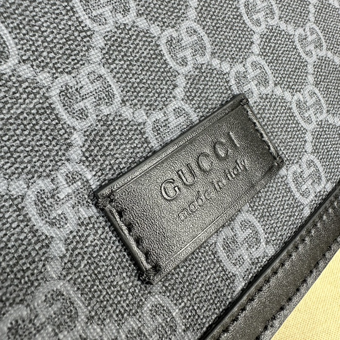 g*u*i gg black Sup*e canvas gg crossbody bag 771167