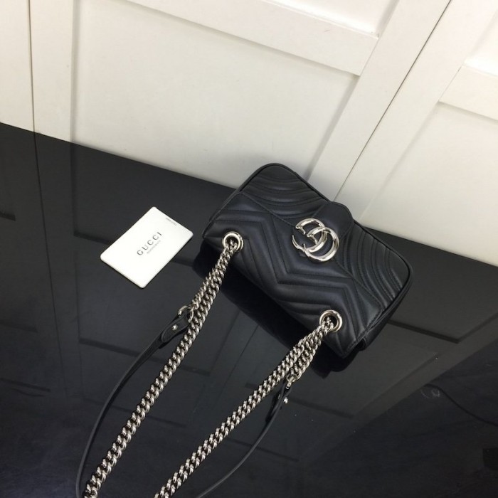 G*u*i gg marmont matelasse mini bag black
