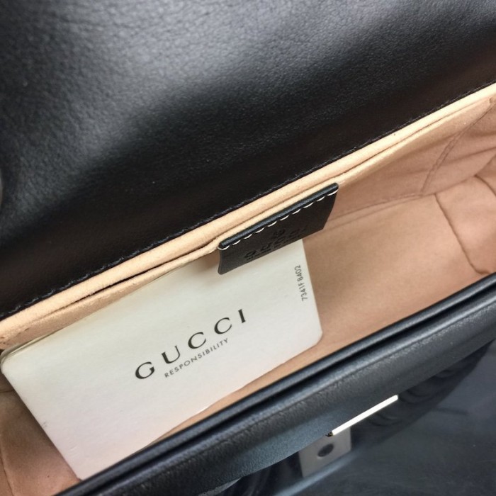 G*u*i gg marmont matelasse mini bag black