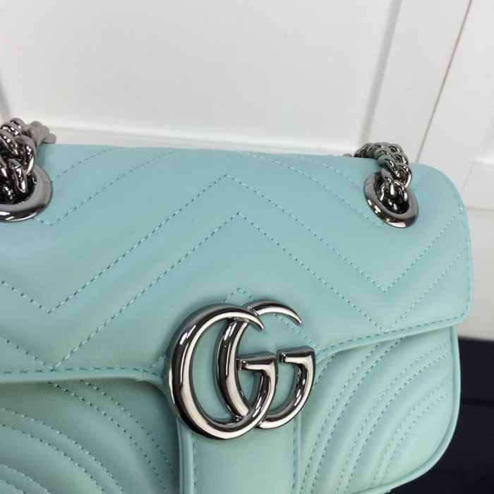 G*u*i gg marmont matelasse mini bag green