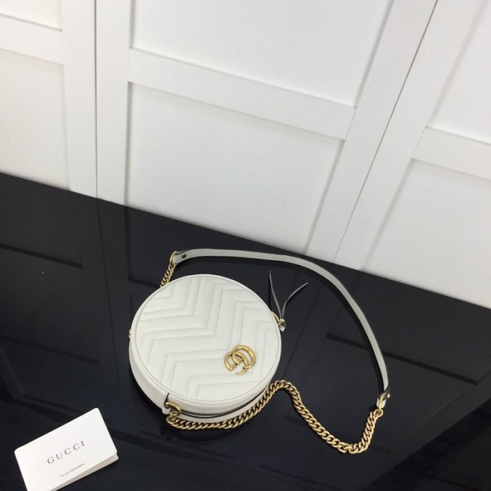 G*u*i gg marmont mini round shoulder bag white