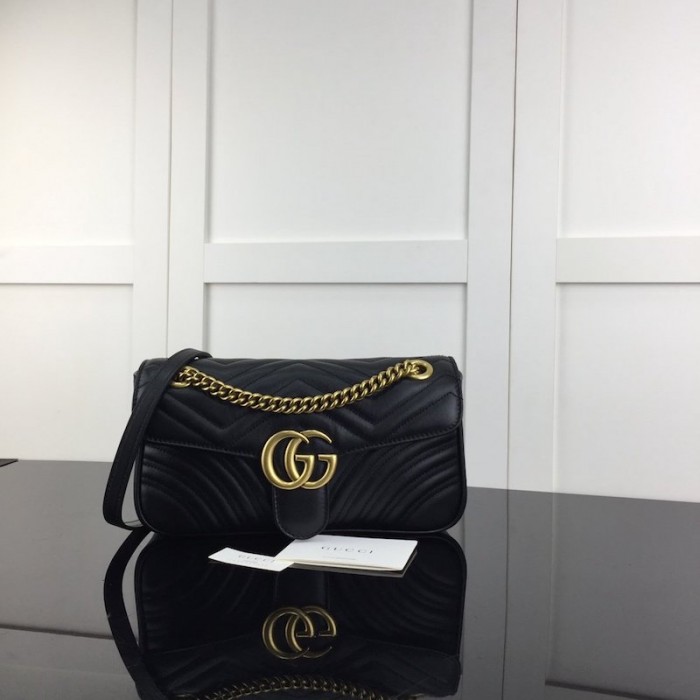 G*u*i gg marmont small matelassé shoulder bag black