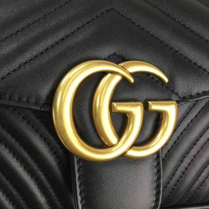 G*u*i gg marmont small matelassé shoulder bag black