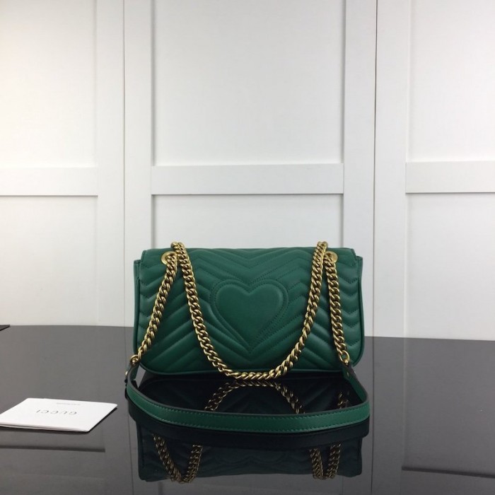 G*u*i gg marmont small matelassé shoulder bag green