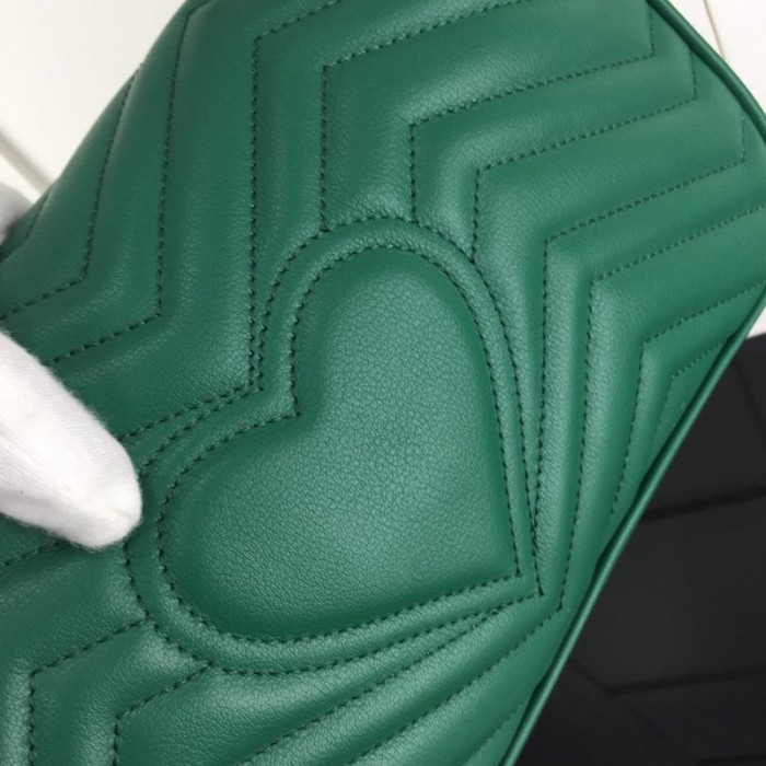 G*u*i gg marmont small matelassé shoulder bag green