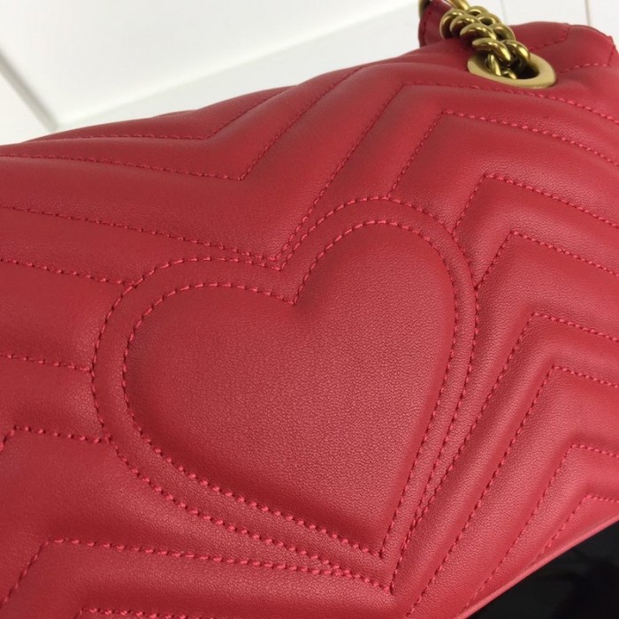 G*u*i gg marmont small matelassé shoulder bag red