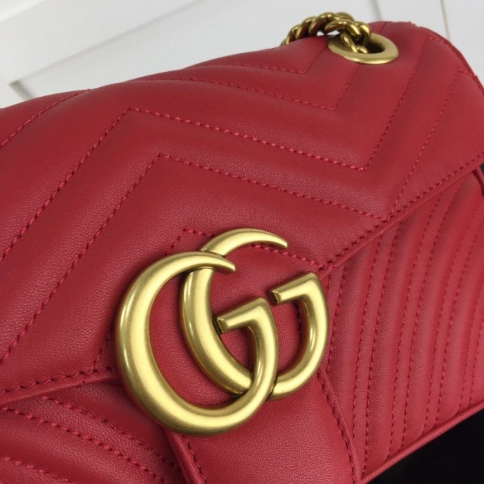 G*u*i gg marmont small matelassé shoulder bag red