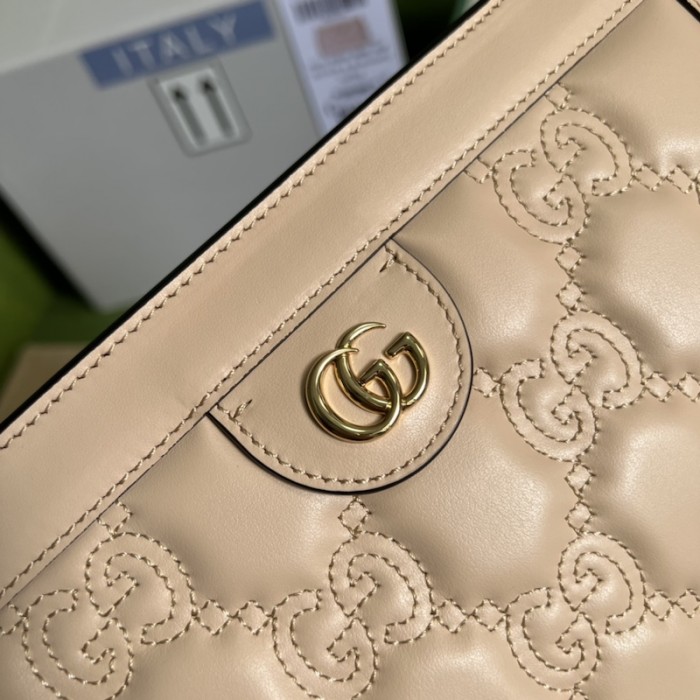 G*u*i gg matelassé leather shoulder bag beige ‎702200