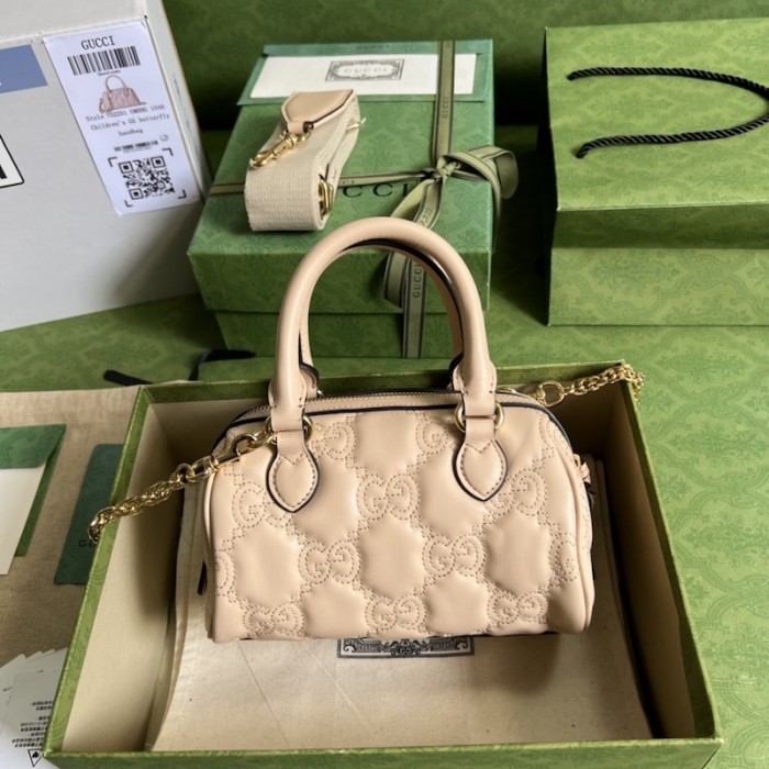 G*u*i gg matelassé leather top handle bag beige ‎702251