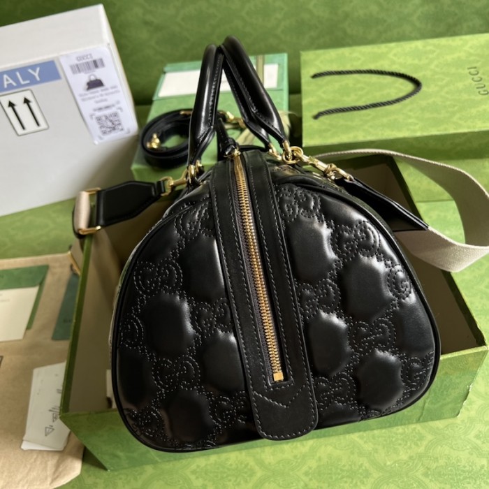 G*u*i gg matelassé leather top handle bag black ‎702242