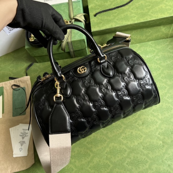 G*u*i gg matelassé leather top handle bag black ‎702242