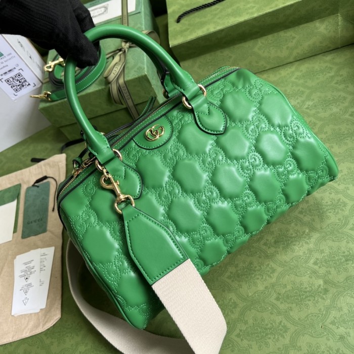 G*u*i gg matelassé leather top handle bag green 702242