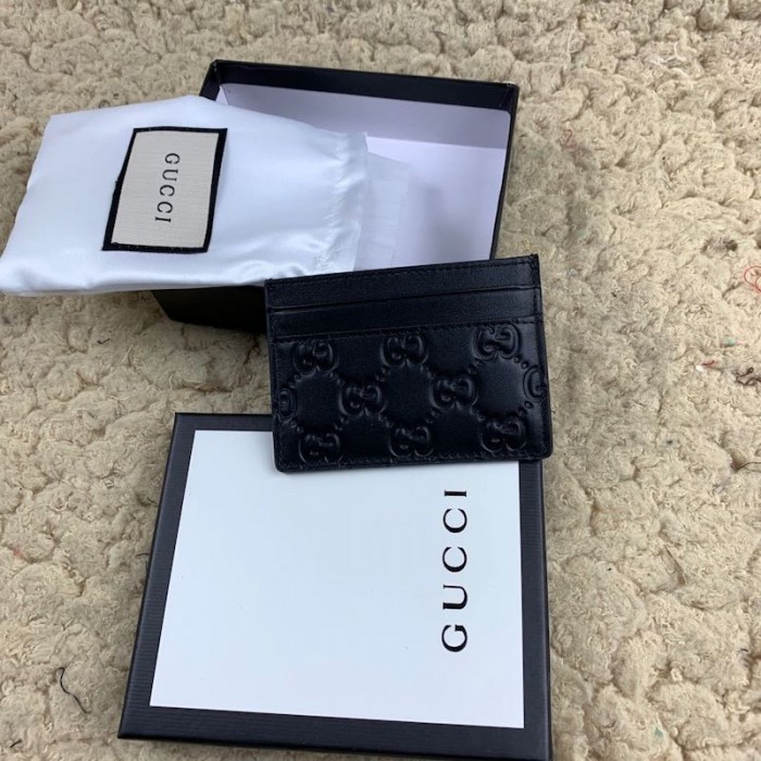 G*u*i signature leather card case black