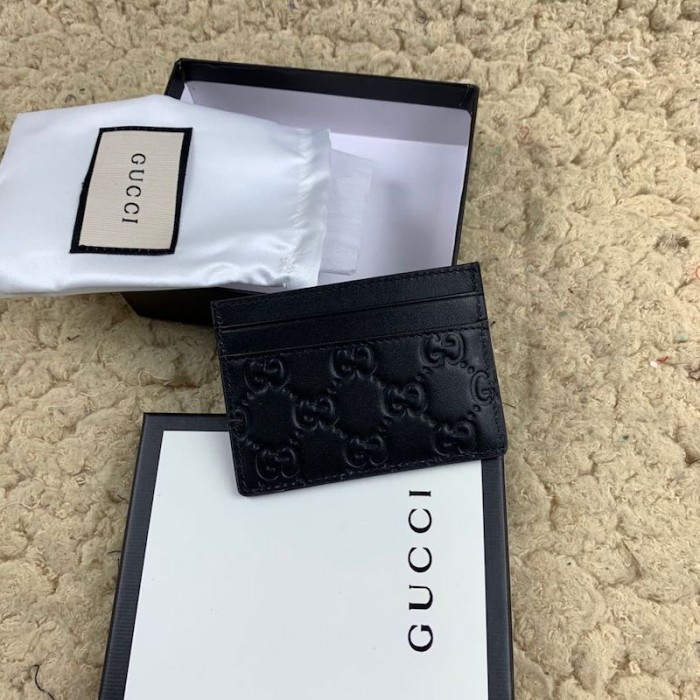 G*u*i signature leather card case black