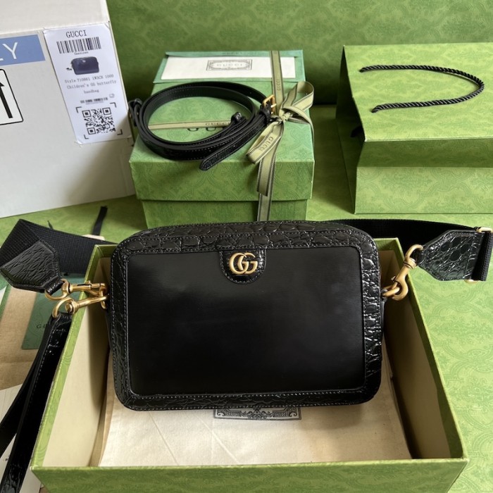 G*u*i crocodile shoulder bag with double g black 710861