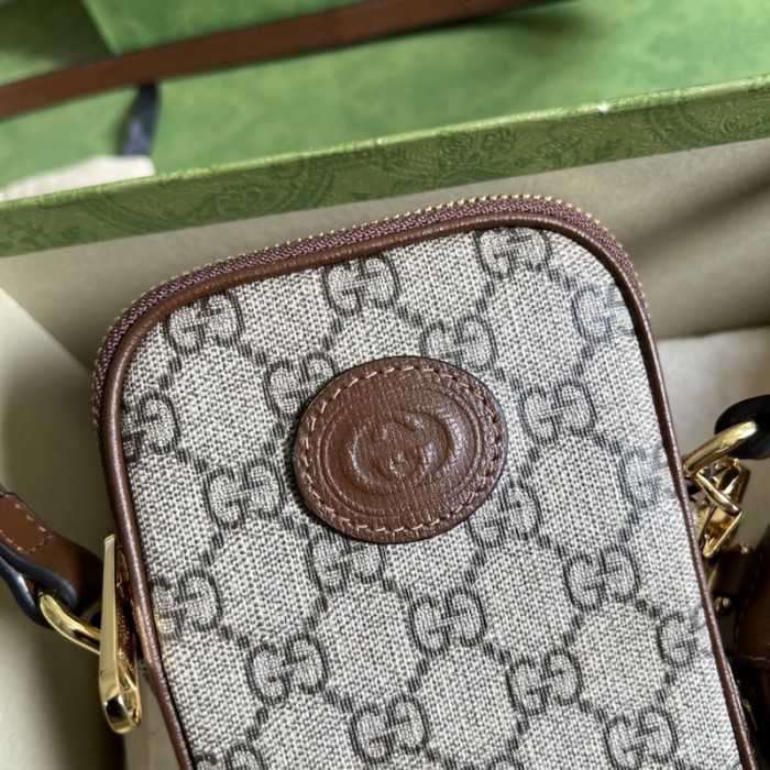 G*u*i mini bag with interlocking g 700959 brown