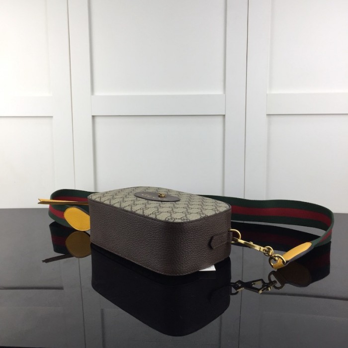 g*u*i neo vintage gg Sup*e messenger bag