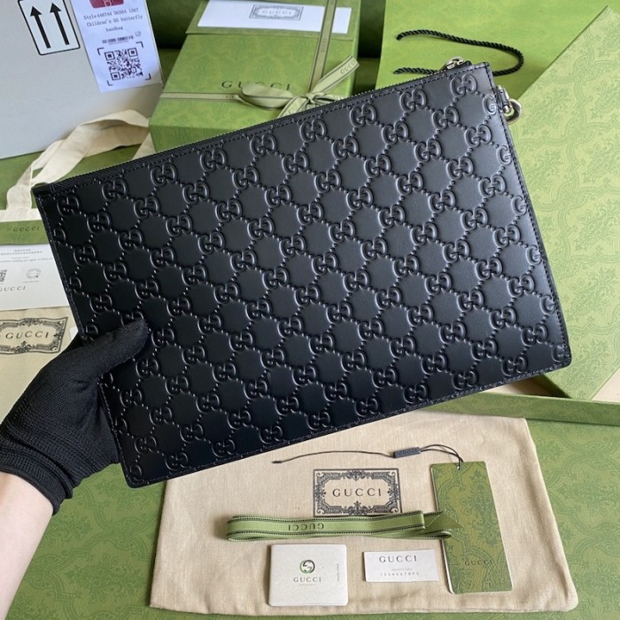 G*u*i signature clutch bag black 473963