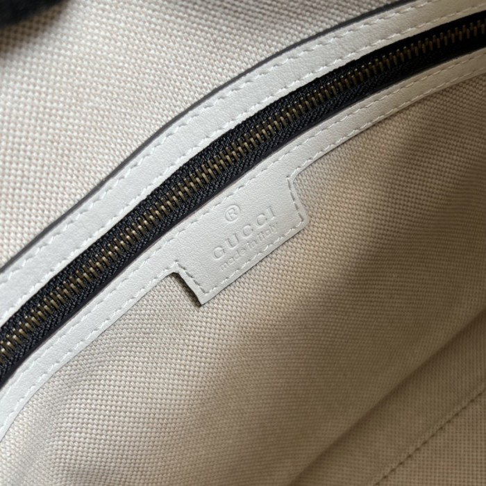 G*u*i small top handle bag with double g 715772 white w/ canvas