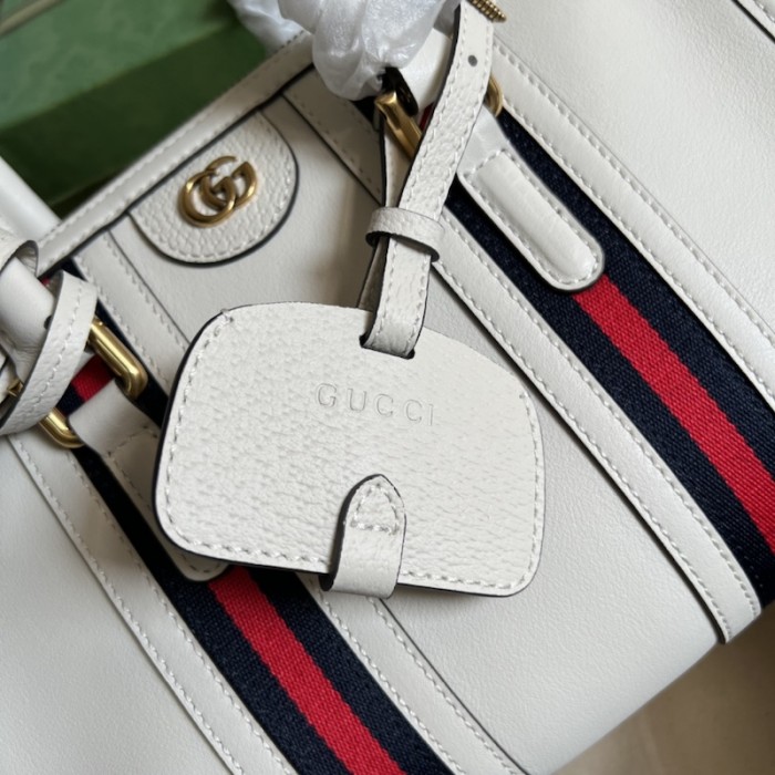 G*u*i small top handle bag with double g 715772 white