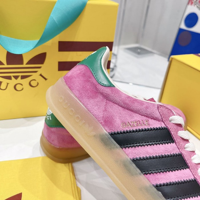 Ad*s x g*u*i gazelle sneaker pink
